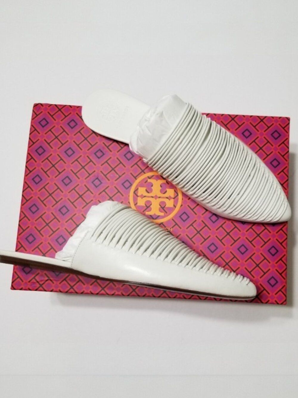 ✨NIB Tory Burch Sienna White Woven Leather Pointed Mules Flat Slides $298 - Picture 6 of 16